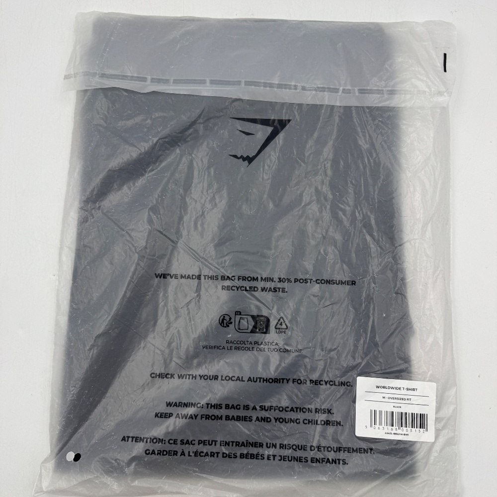 NEW Gymshark Worldwide T Shirt Medium Oversized Fit Black - Picture 4 of 6
